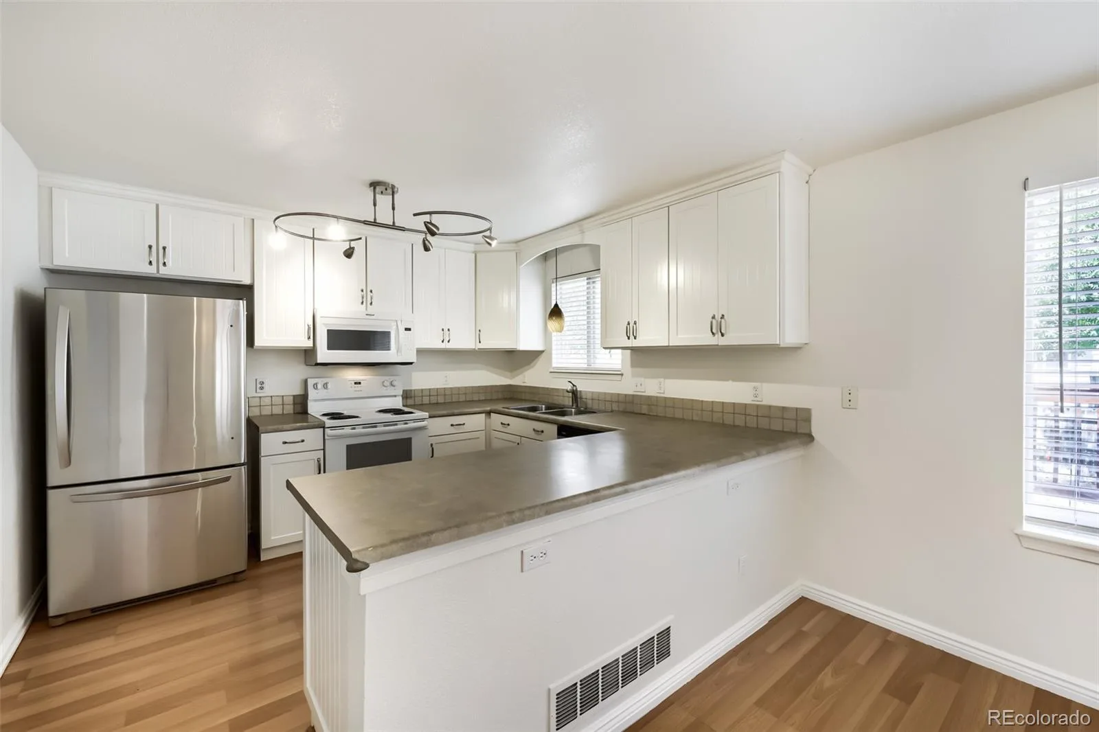 4261 Choke Cherry Avenue Broomfield CO 80020 | MLS #REC8330730 08192026195717 1600 4