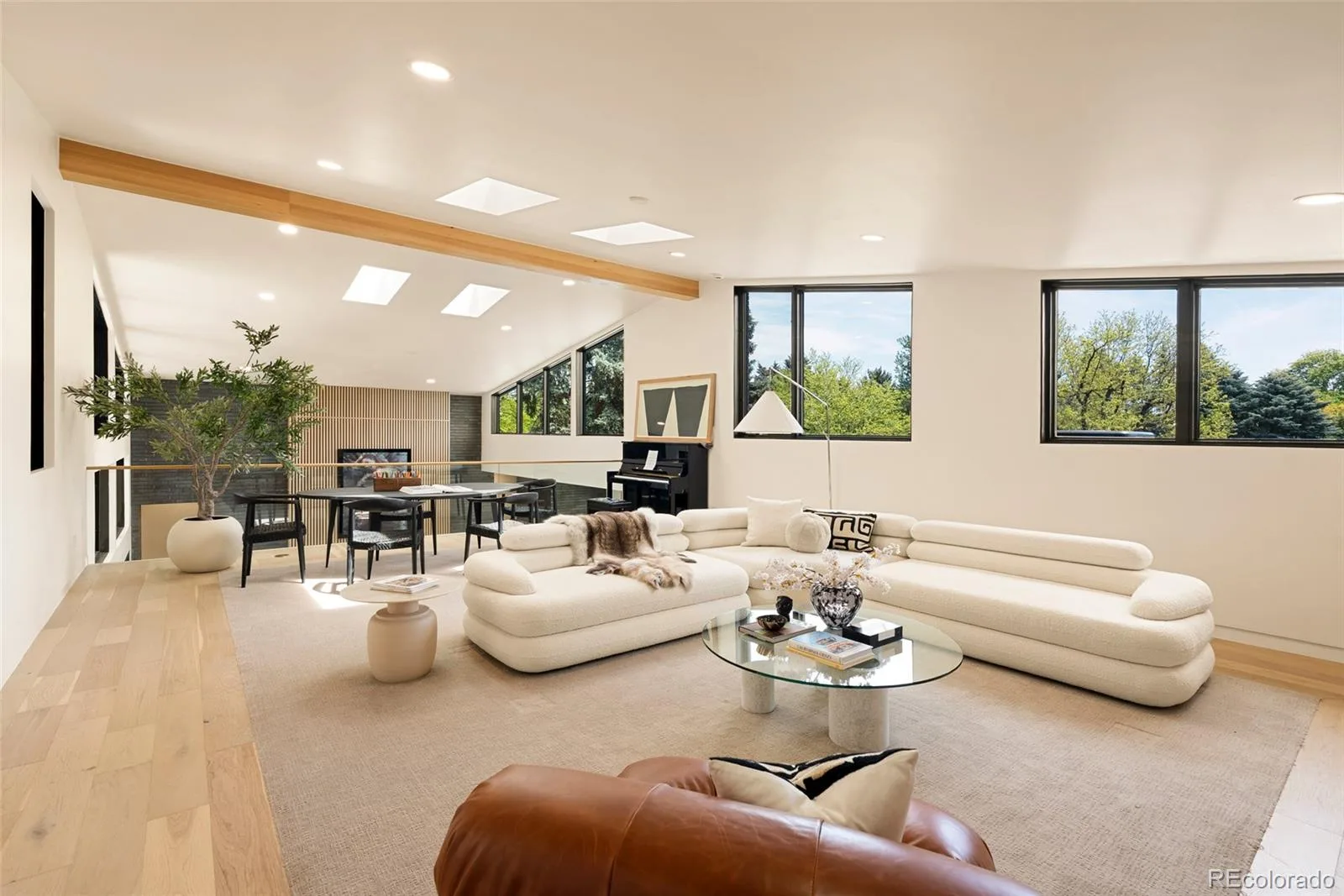975 S Monroe Street Denver CO 80209 | MLS #REC8332672 09232026011342 1600 24