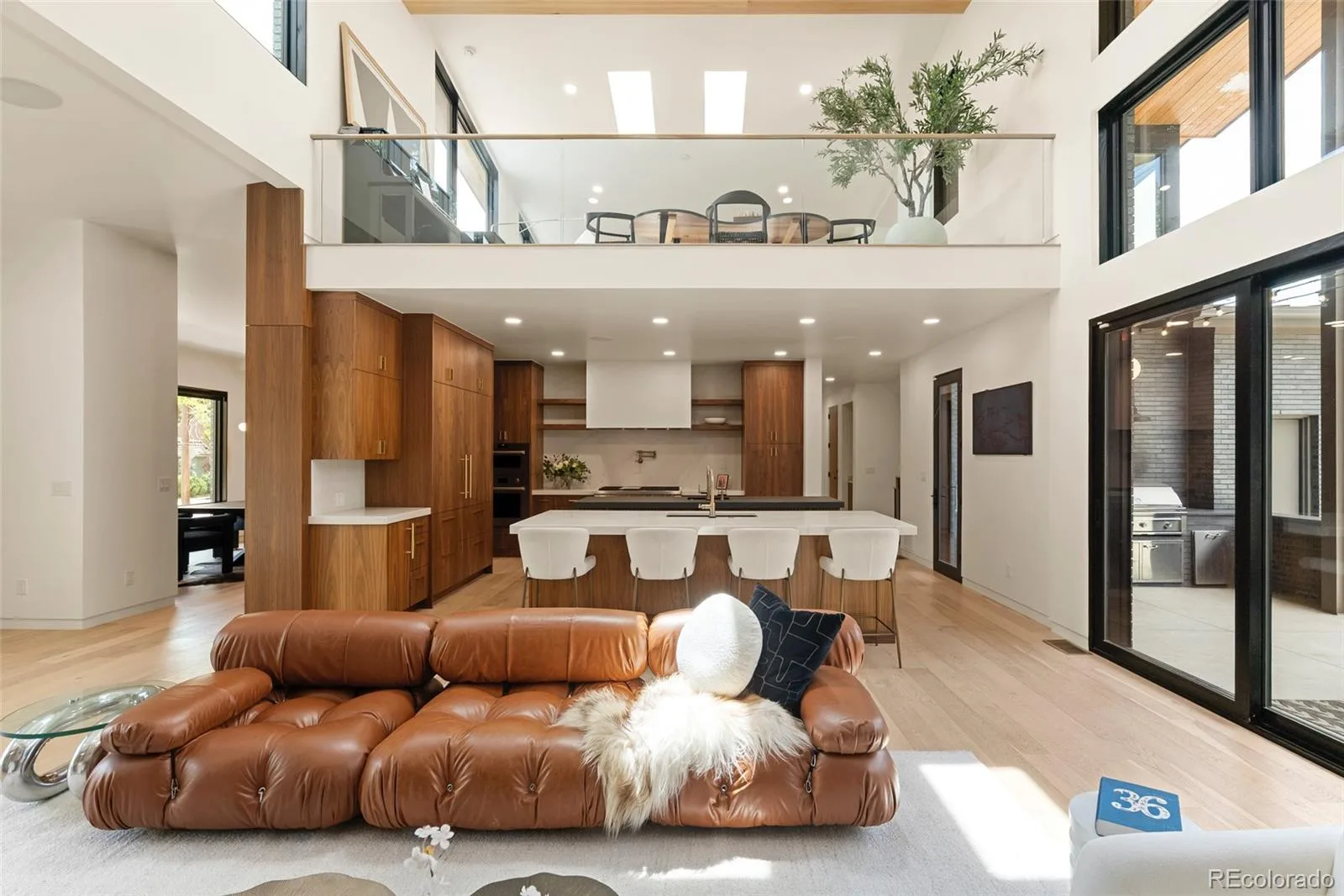 975 S Monroe Street Denver CO 80209 | MLS #REC8332672 09232026011342 1600 5