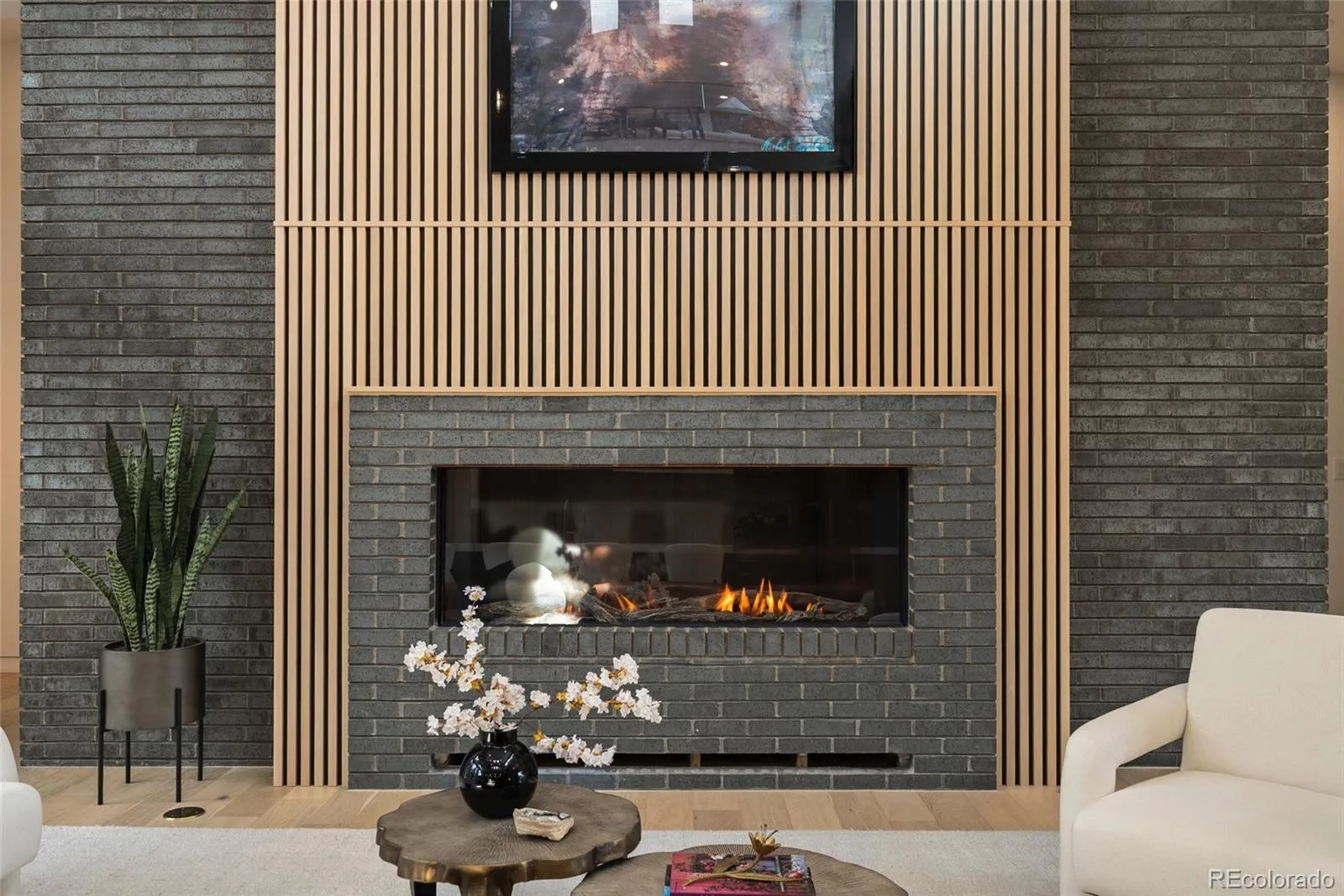 975 S Monroe Street Denver CO 80209 | MLS #REC8332672 09232026011342 1600 6