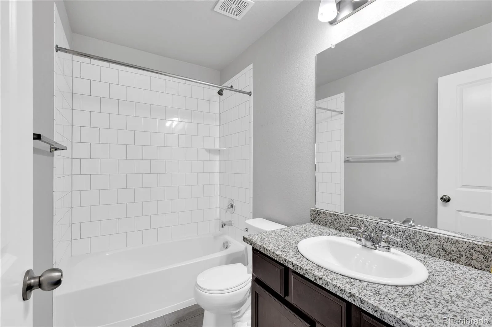 1756 S Buchanan Circle Aurora CO 80018 | MLS #REC8339093 06082026205738 1600 13