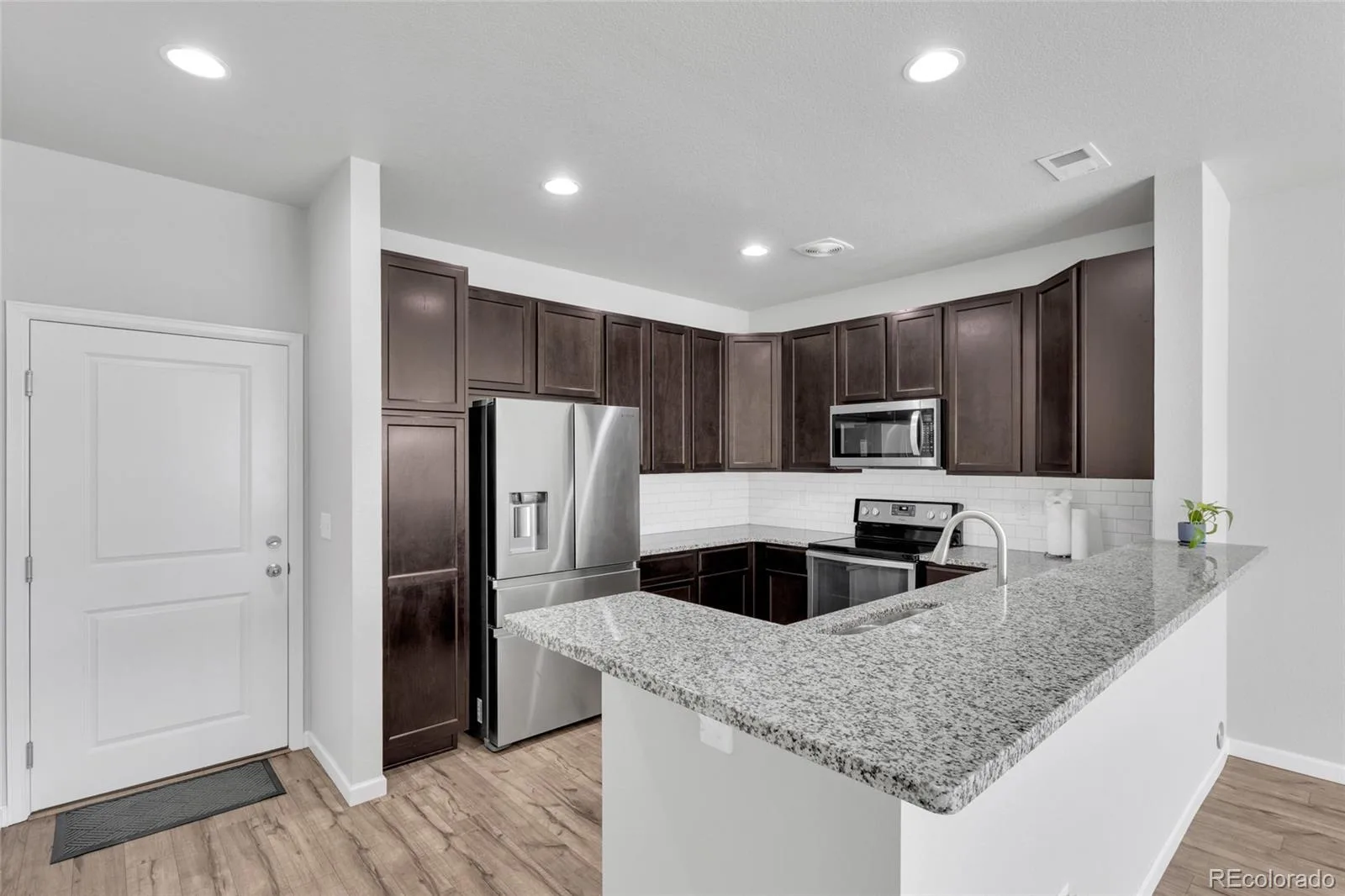 1756 S Buchanan Circle Aurora CO 80018 | MLS #REC8339093 06082026205738 1600 3