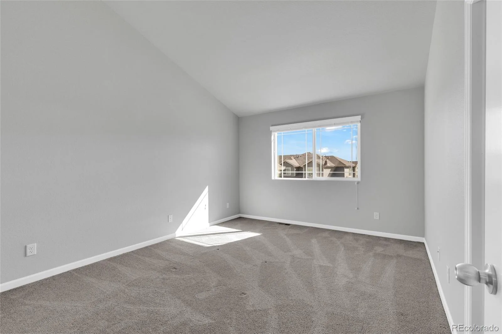 1756 S Buchanan Circle Aurora CO 80018 | MLS #REC8339093 06082026205738 1600 9