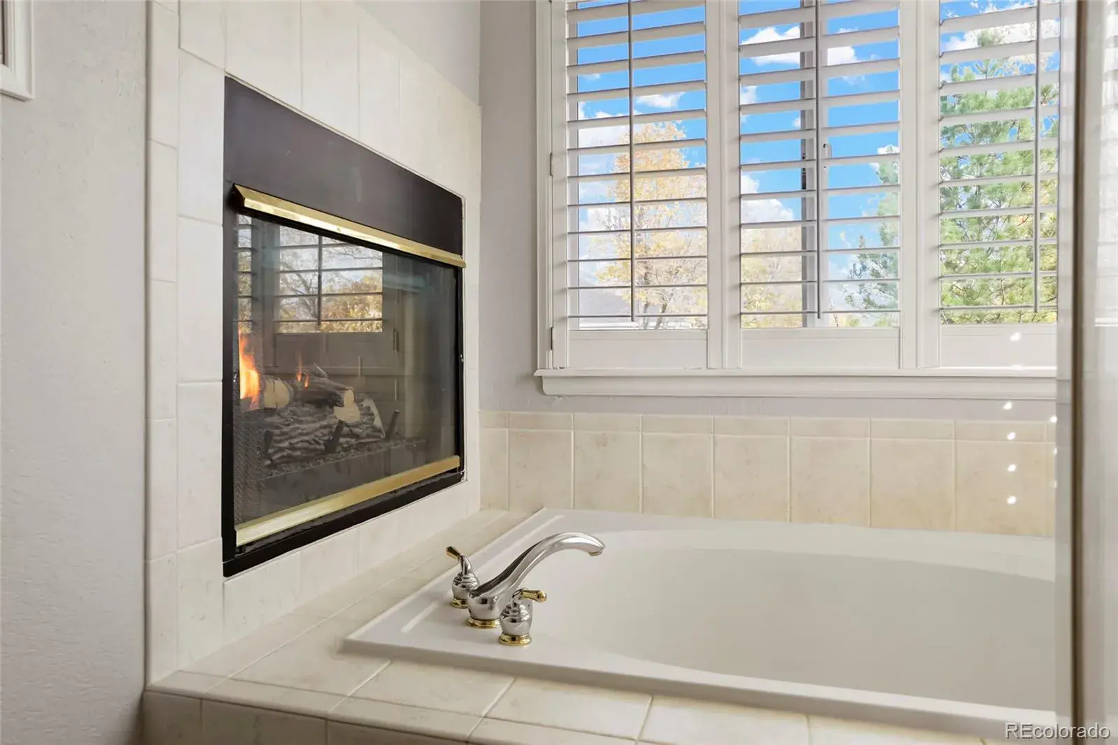 03052026041128 1600 18