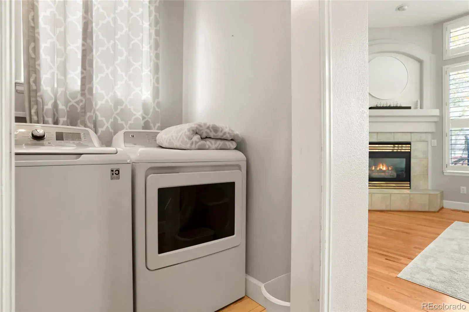 03052026041128 1600 24