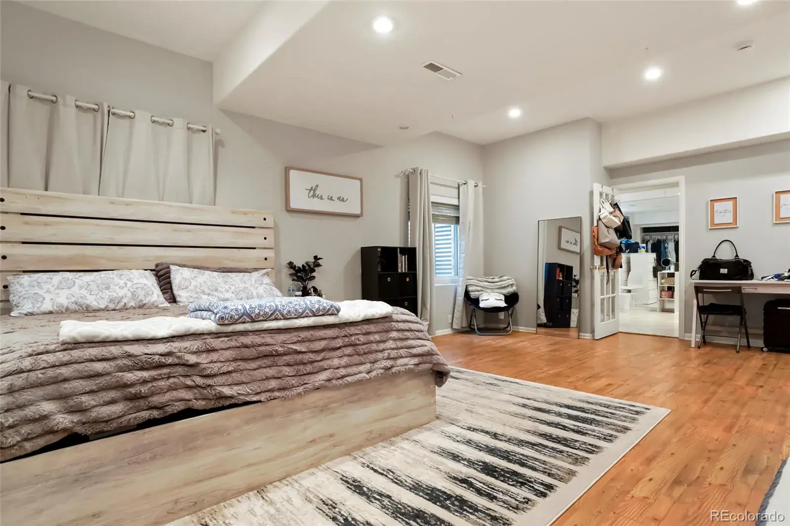 03052026041128 1600 27