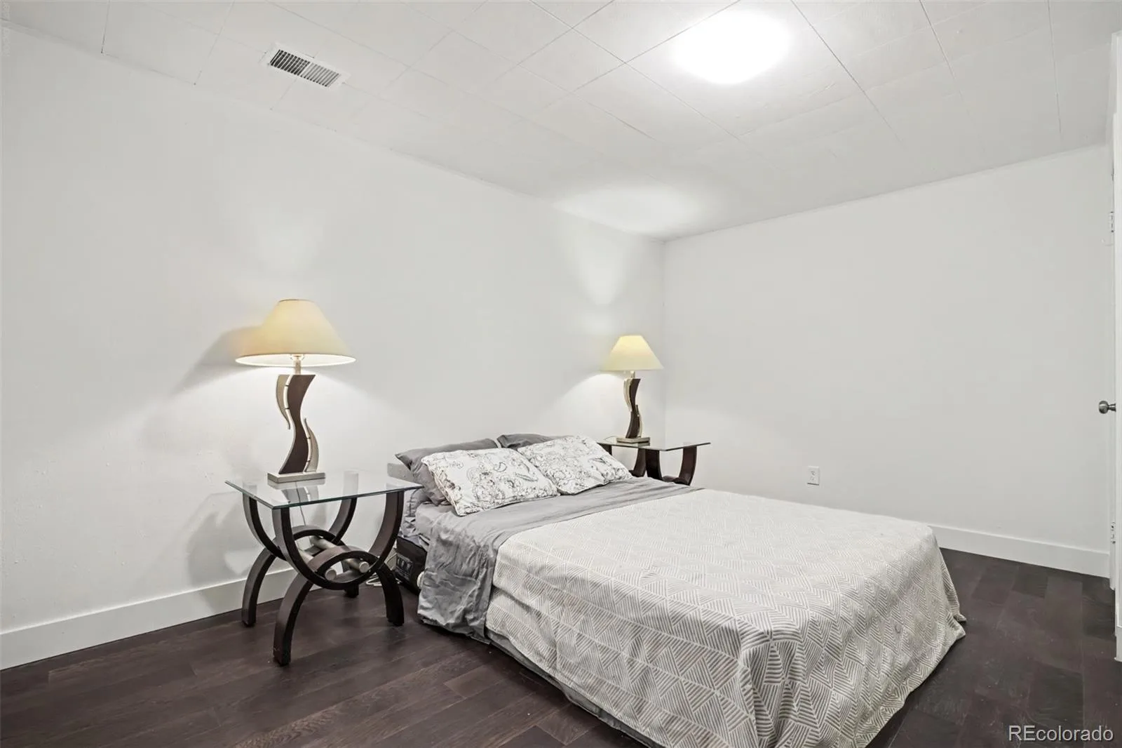 1050 S Monaco Street Parkway #30 Denver CO 80224 | MLS #REC8340892 09242026182727 1600 29