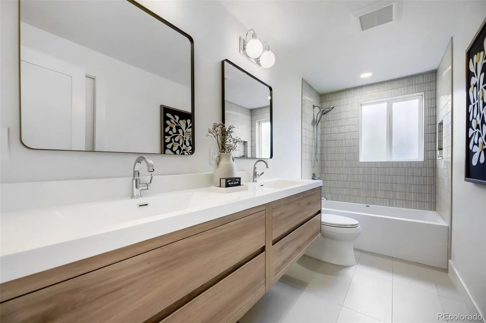 04172026230420 1600 13