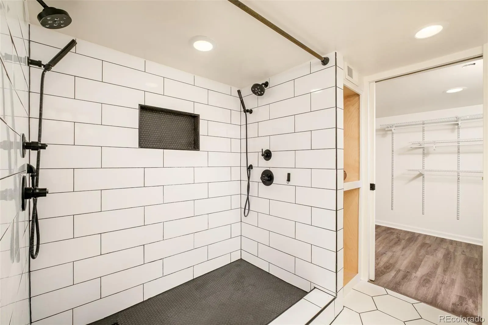 1645 S Lafayette Street Denver CO 80210 MLS #REC8344951 05142026000415 1600 23
