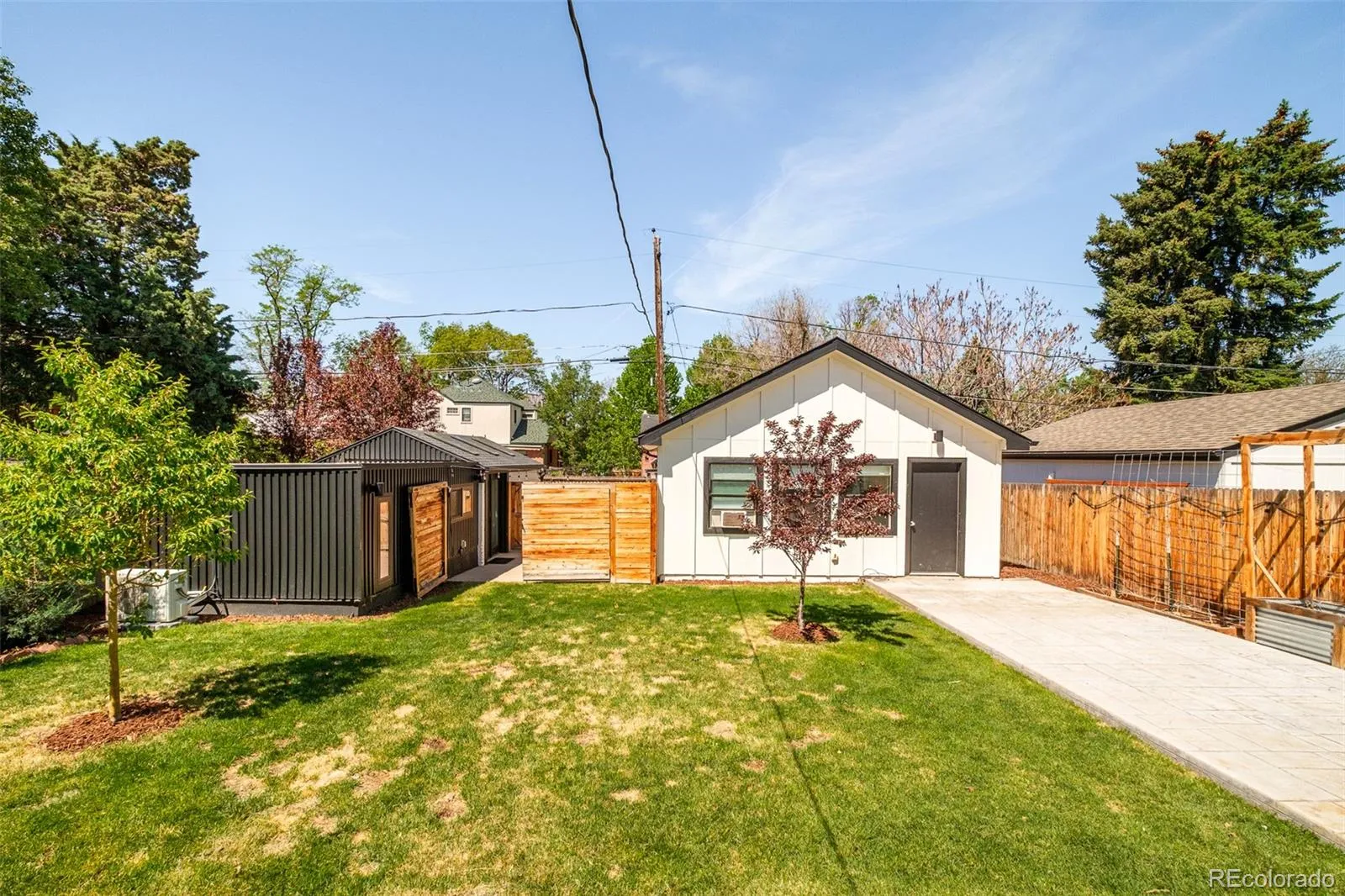 1645 S Lafayette Street Denver CO 80210 MLS #REC8344951 05142026000415 1600 25