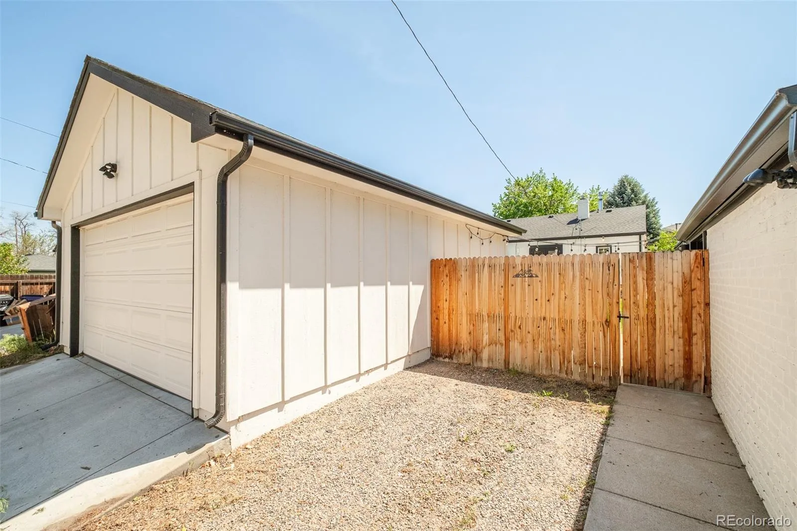 1645 S Lafayette Street Denver CO 80210 MLS #REC8344951 05142026000415 1600 37
