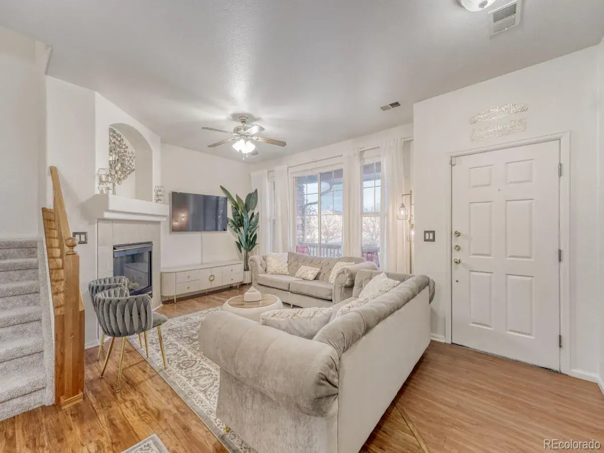 588 S Mobile Place Aurora CO 80017 MLS #REC8346818 01222026185629 1200 1