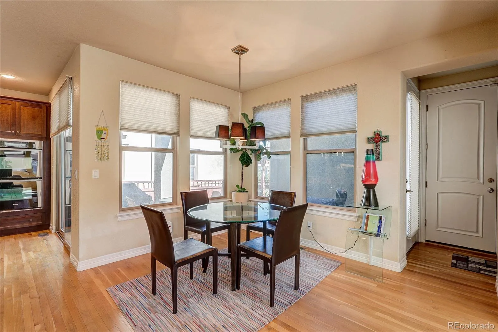 04152026175900 1600 10