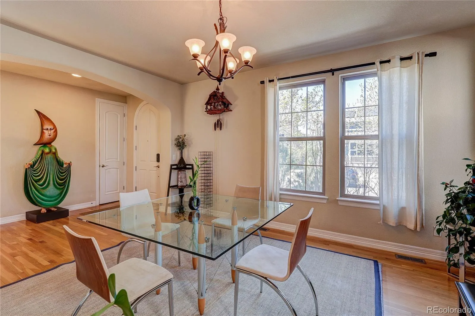 04152026175900 1600 11