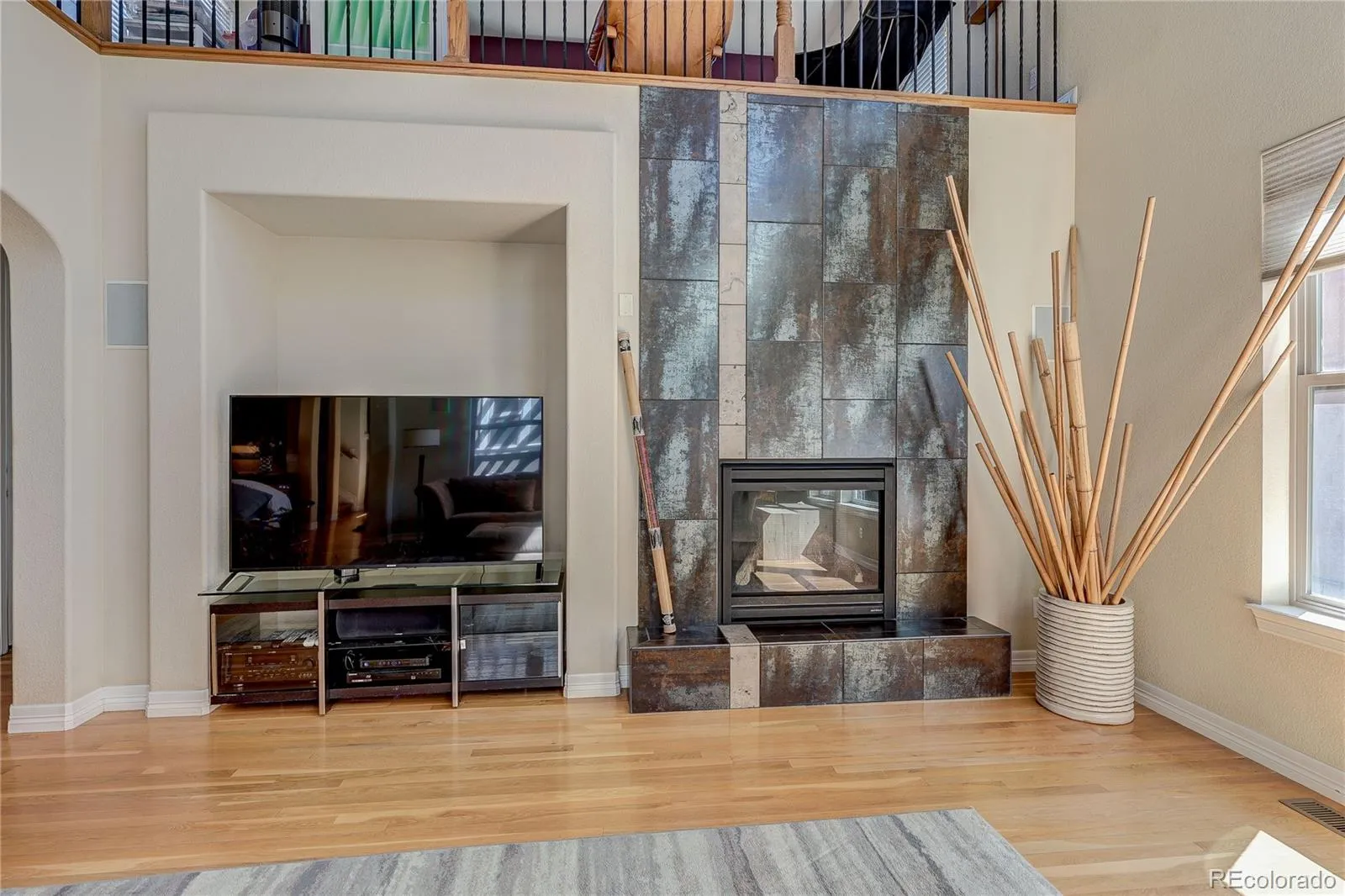 04152026175900 1600 3