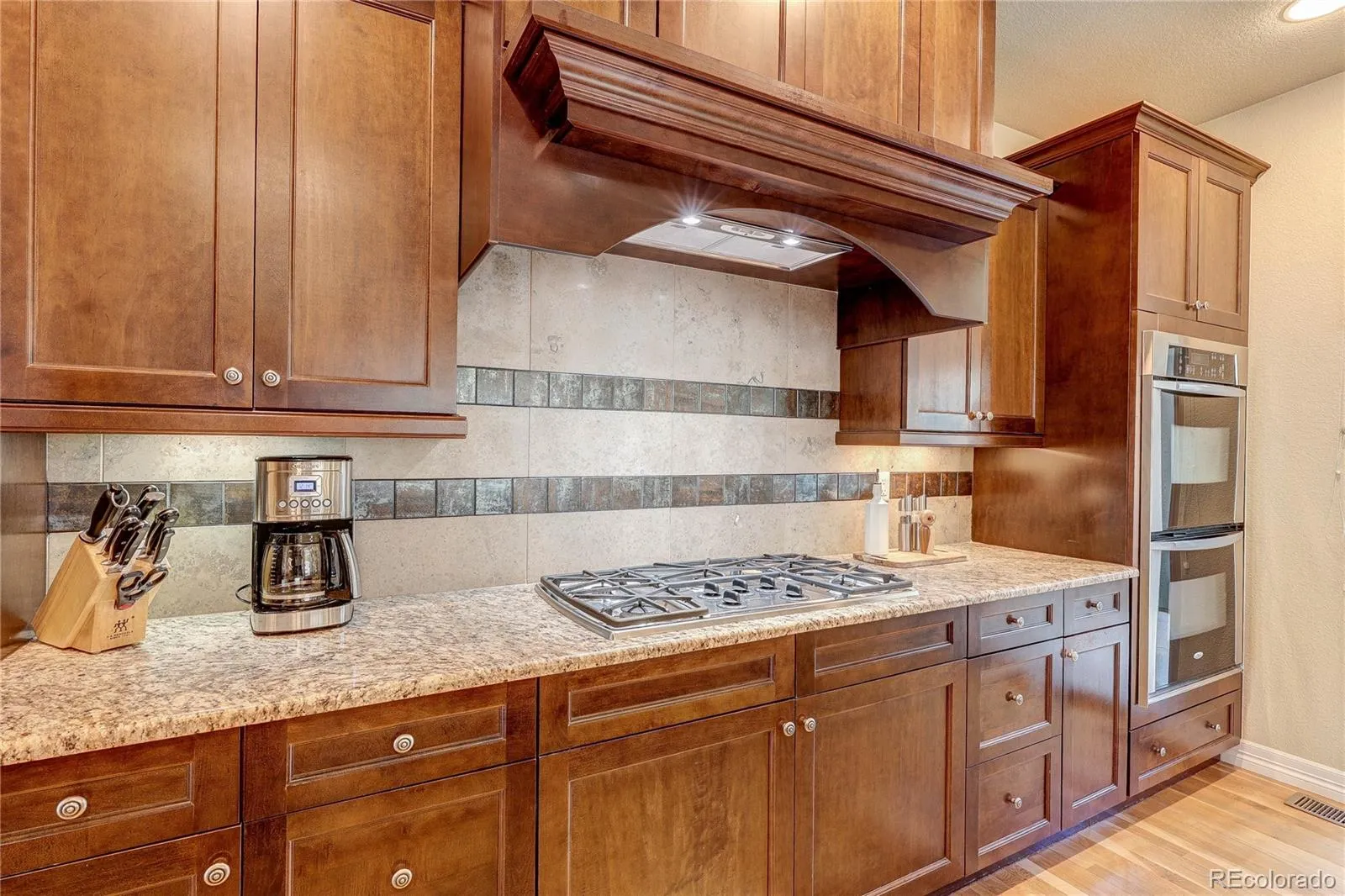 04152026175900 1600 8