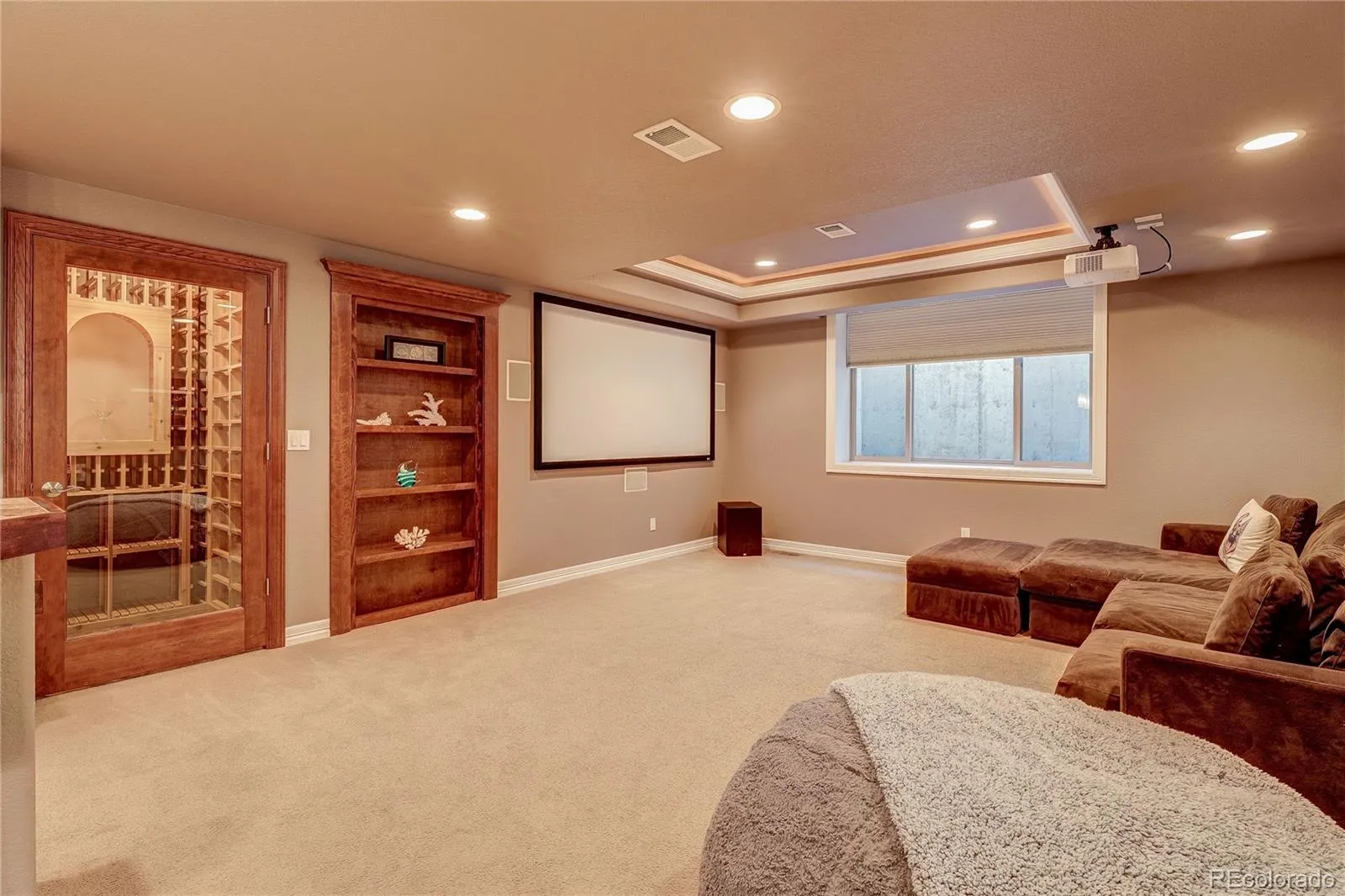 04152026175900 1600 9