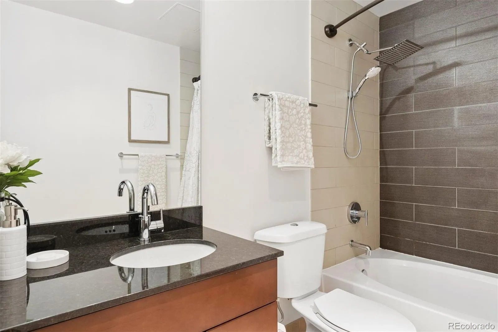 04172026022437 1600 17