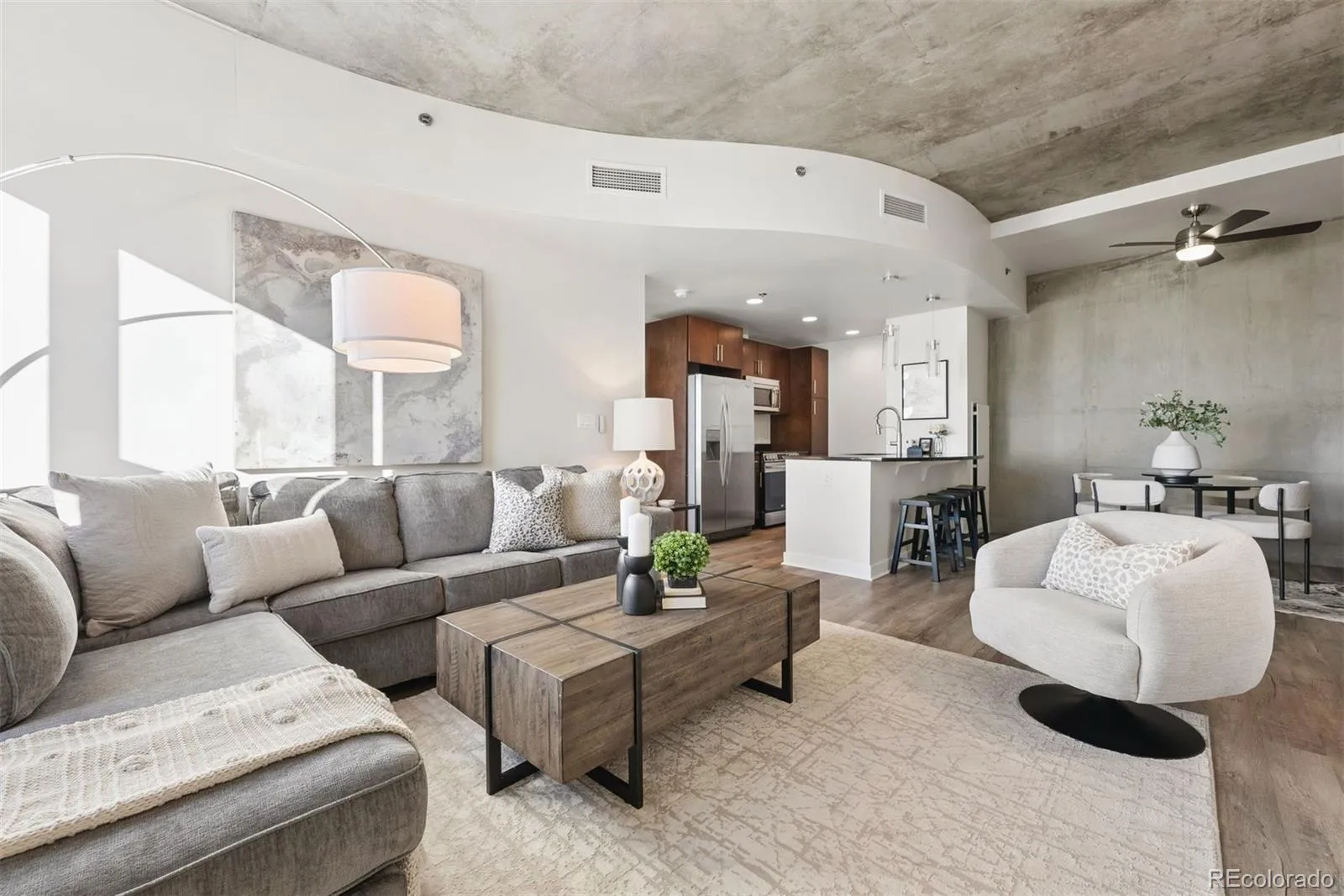 04172026022437 1600 4