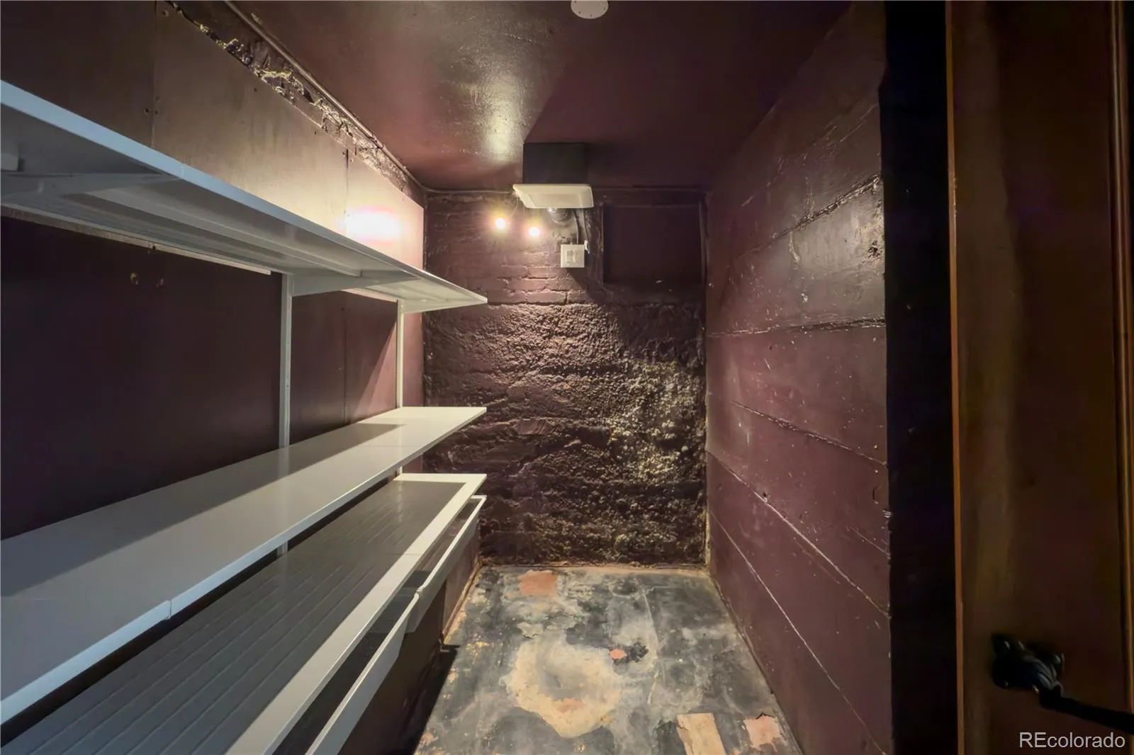 04062026182850 1600 34