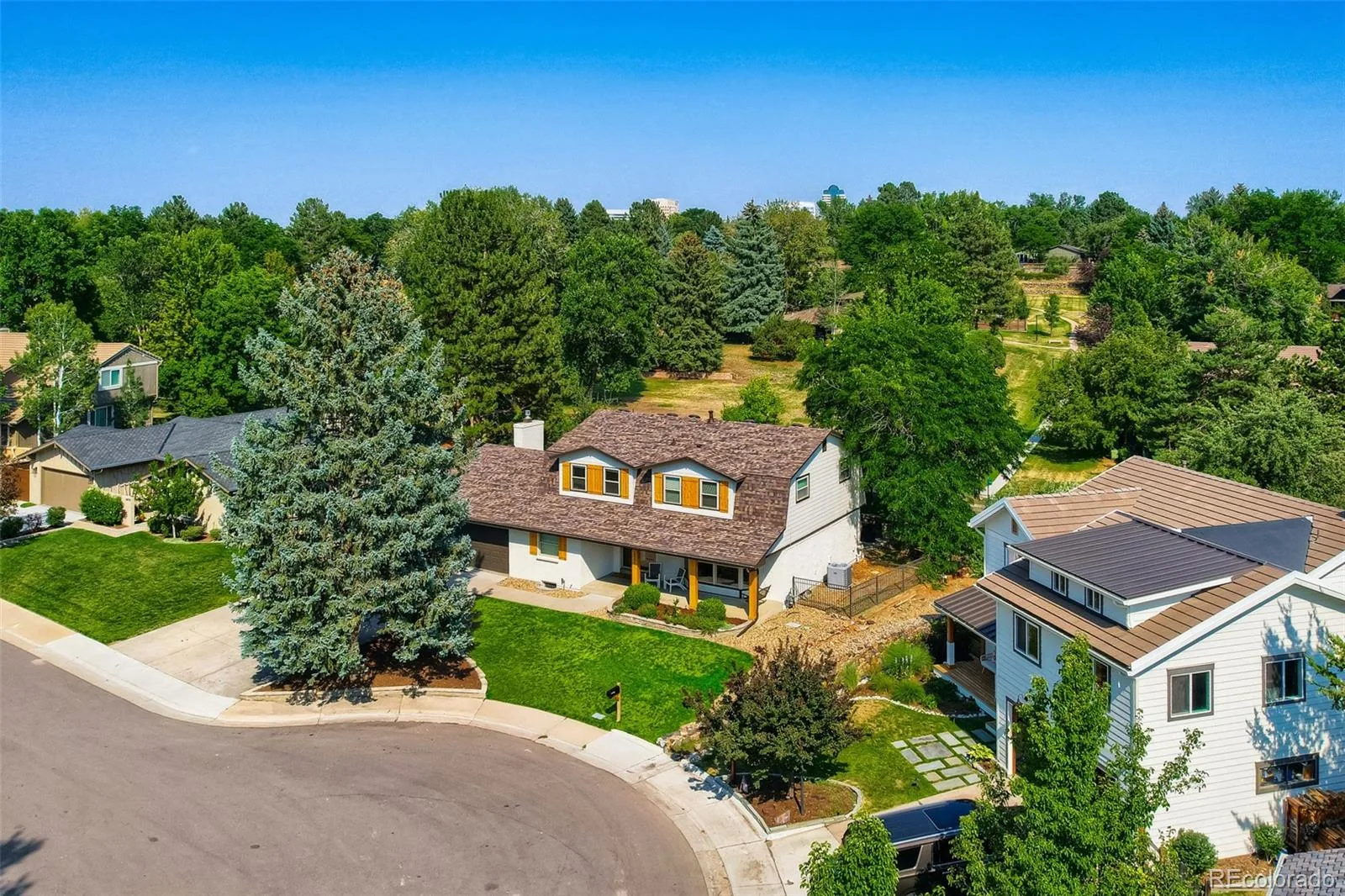 6484 S Newport Court Centennial CO 80111 | MLS #REC8348743 08212026005141 1600 1