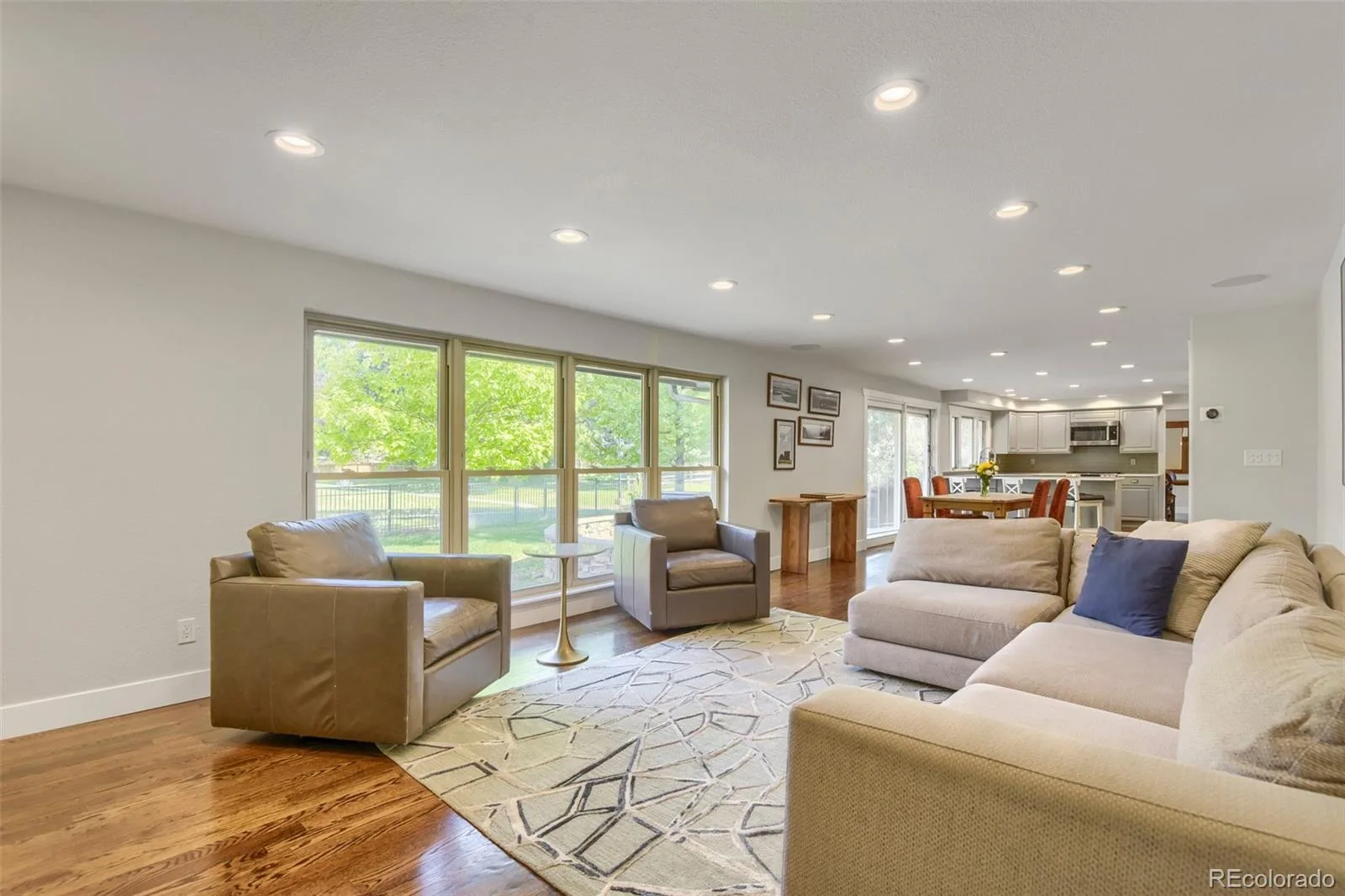 6484 S Newport Court Centennial CO 80111 | MLS #REC8348743 08212026005141 1600 10