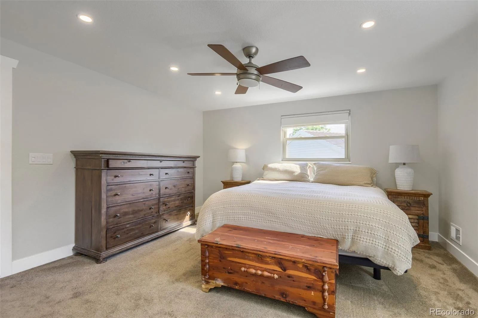 6484 S Newport Court Centennial CO 80111 | MLS #REC8348743 08212026005141 1600 14