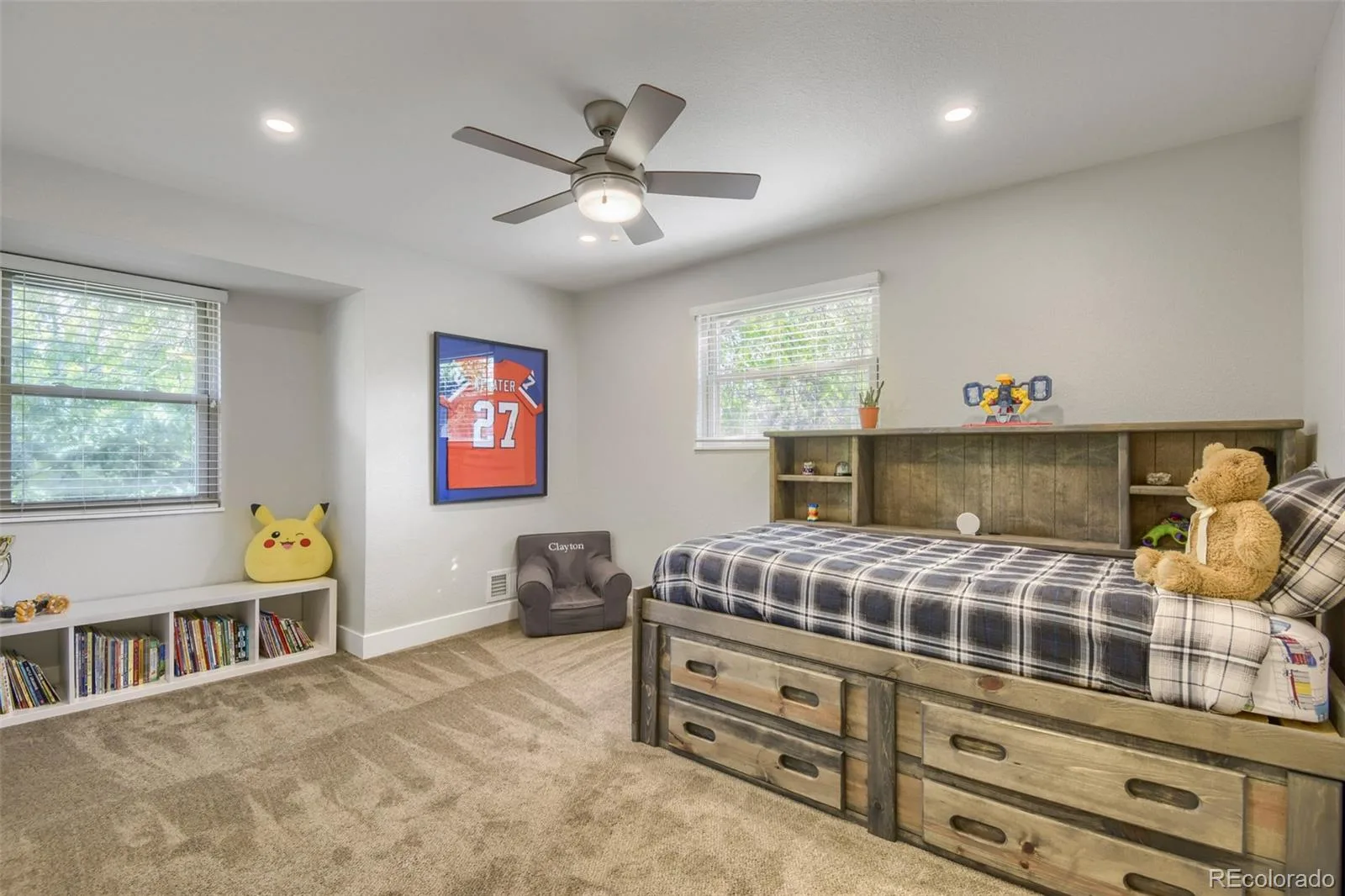 6484 S Newport Court Centennial CO 80111 | MLS #REC8348743 08212026005141 1600 19