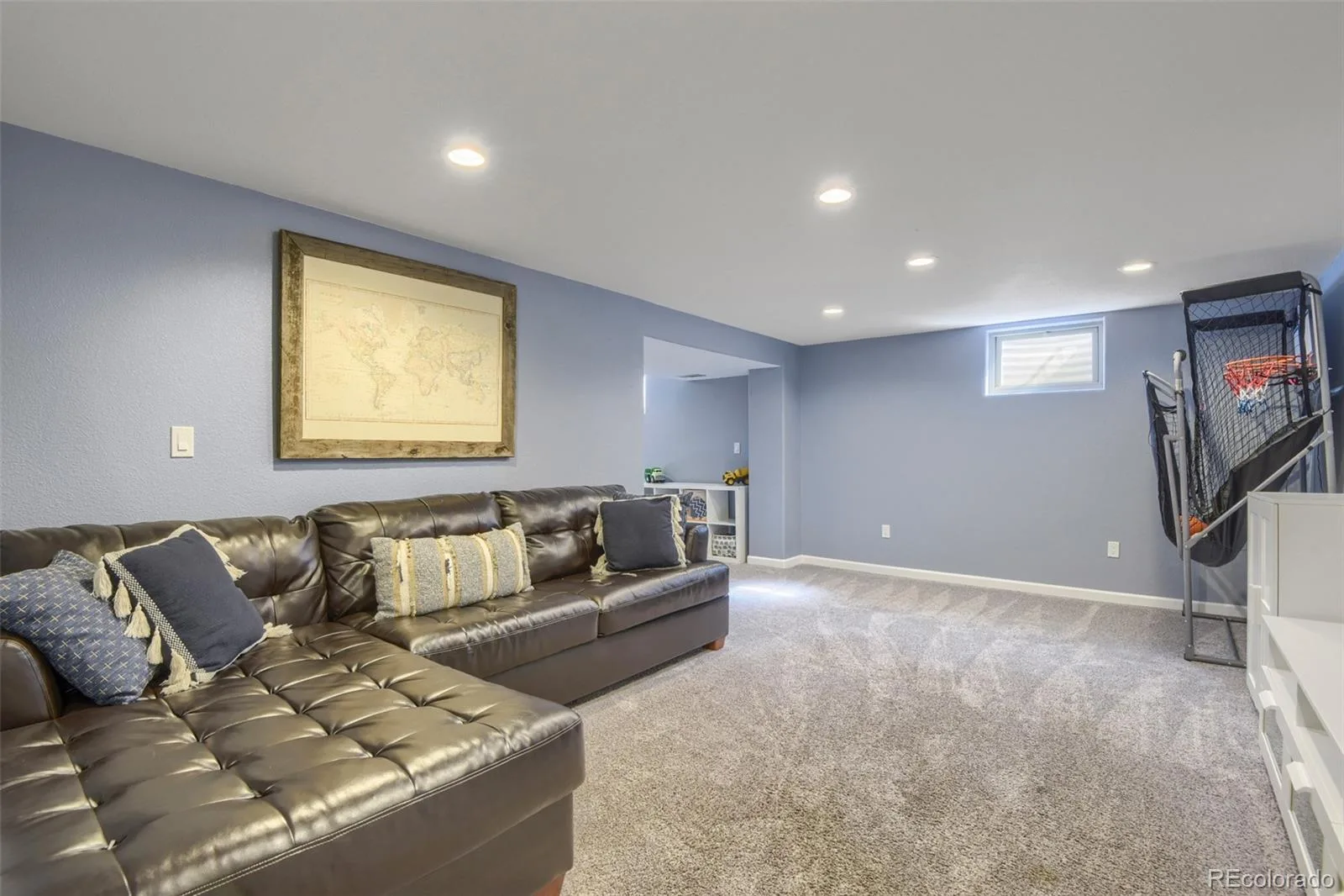 6484 S Newport Court Centennial CO 80111 | MLS #REC8348743 08212026005141 1600 26