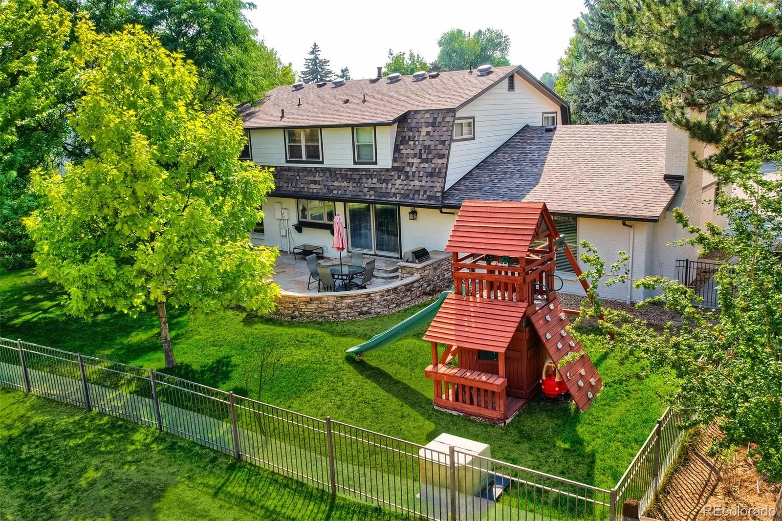 6484 S Newport Court Centennial CO 80111 | MLS #REC8348743 08212026005141 1600 37