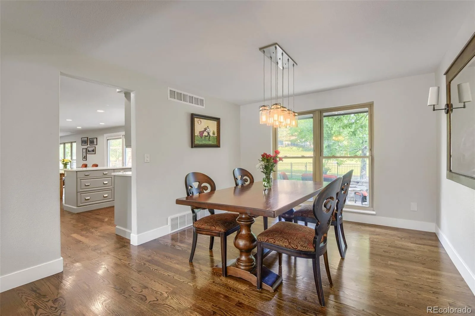 6484 S Newport Court Centennial CO 80111 | MLS #REC8348743 08212026005141 1600 4