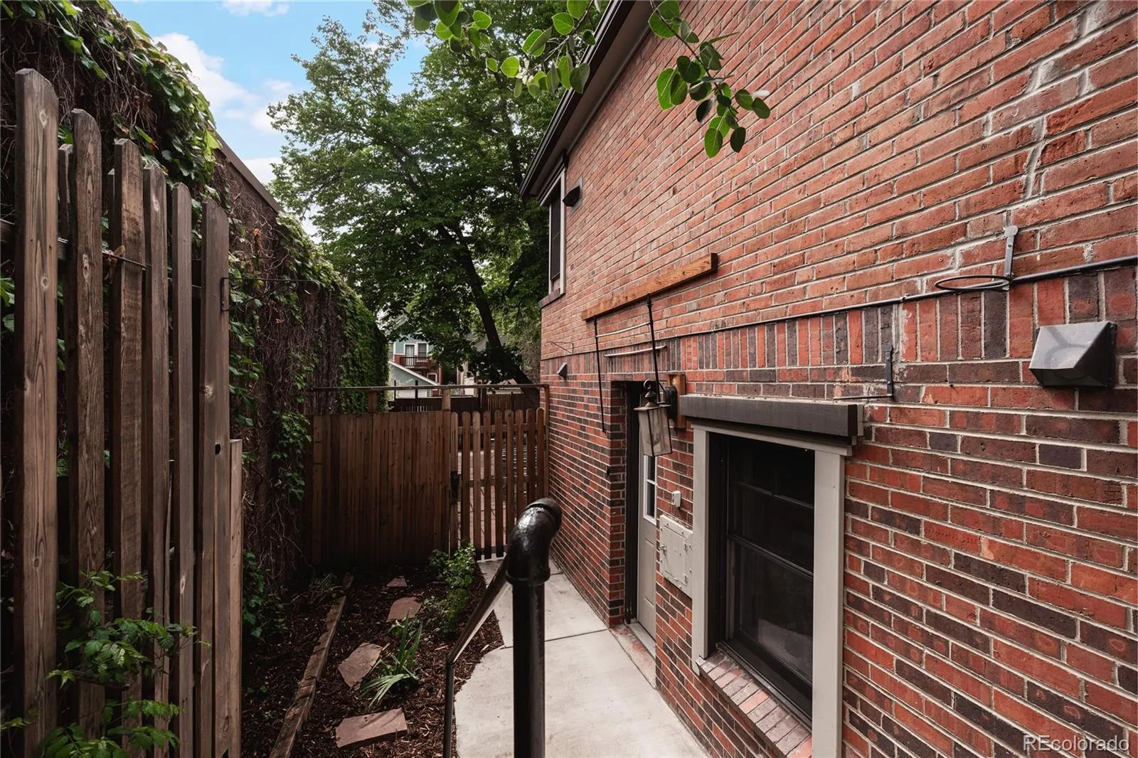 611 N Lafayette Street Denver CO 80218 MLS #REC8348974 05212026022443 1600 38