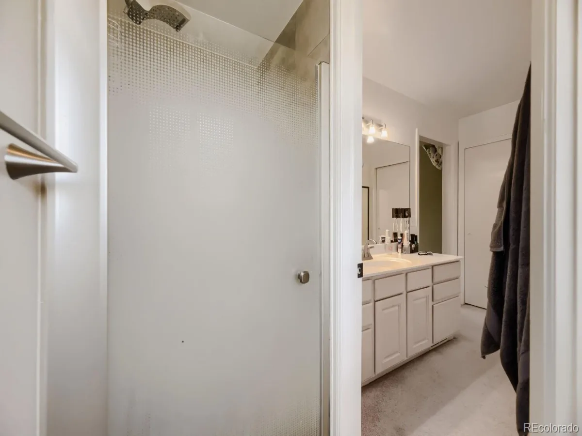 1435 S Macon Street Aurora CO 80012 | MLS #REC8350036 10072026203625 1200 19
