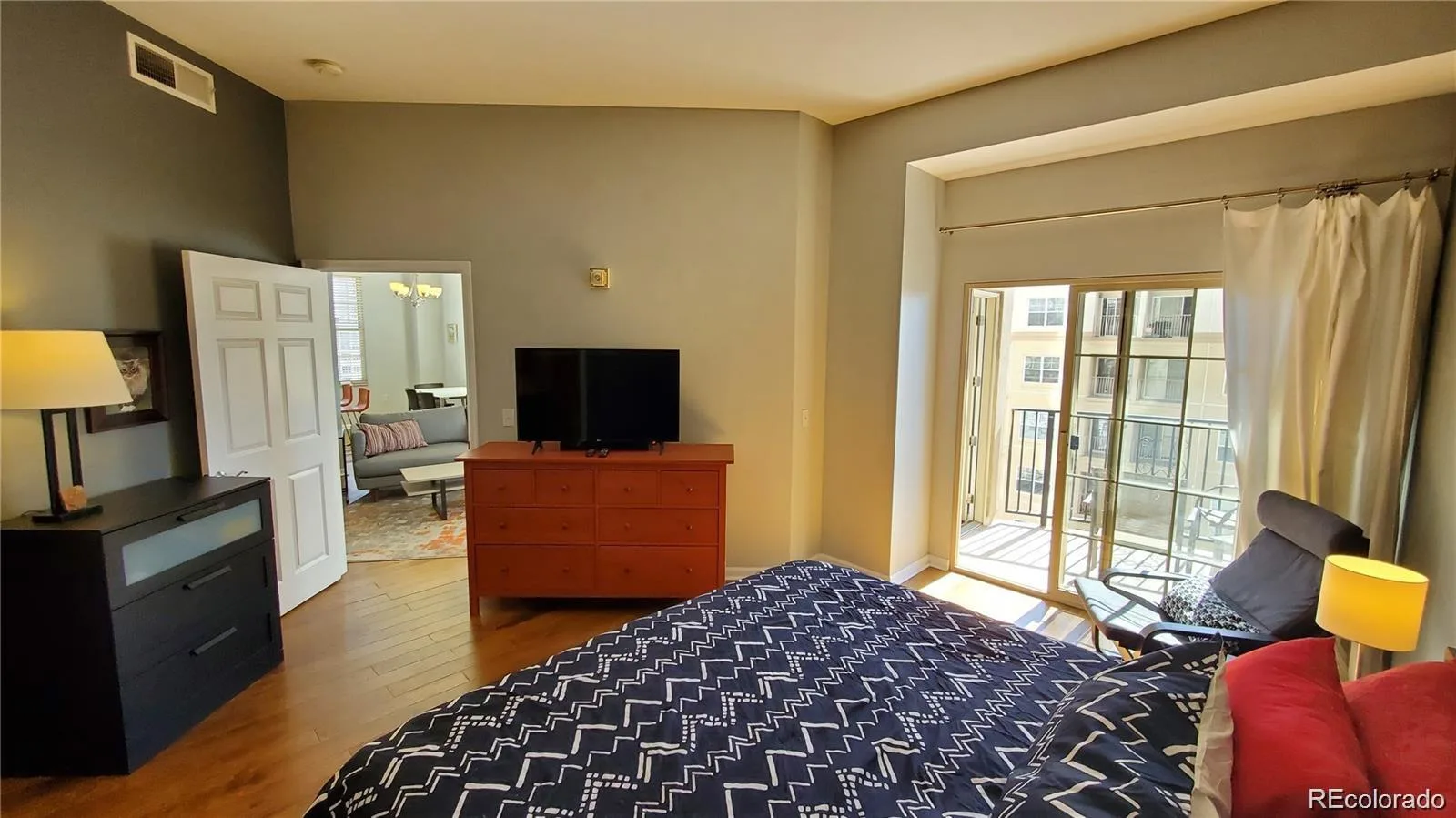 475 W 12th Avenue #8H Denver CO 80204 MLS #REC8350372 06042026143325 1600 18