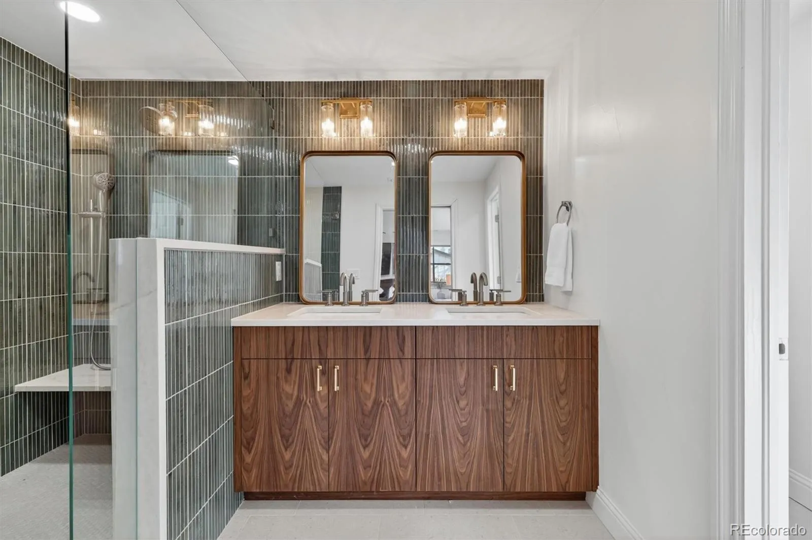 4991 S Elmira Street Greenwood Village CO 80111 MLS #REC8351370 05142026075523 1600 21