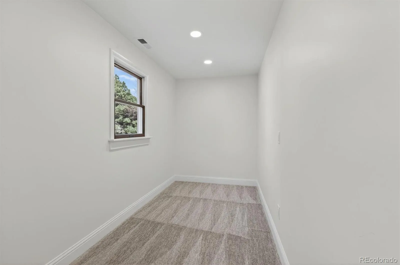 4991 S Elmira Street Greenwood Village CO 80111 MLS #REC8351370 05142026075523 1600 23