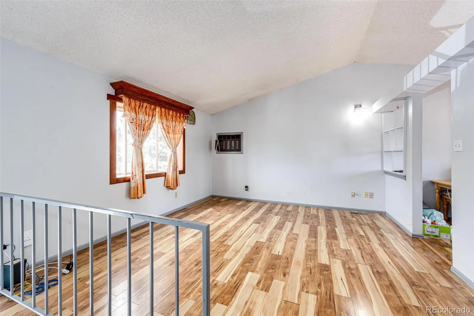 2164 Hackberry Circle Longmont CO 80501 MLS #REC8354309 05092026015843 1600 3