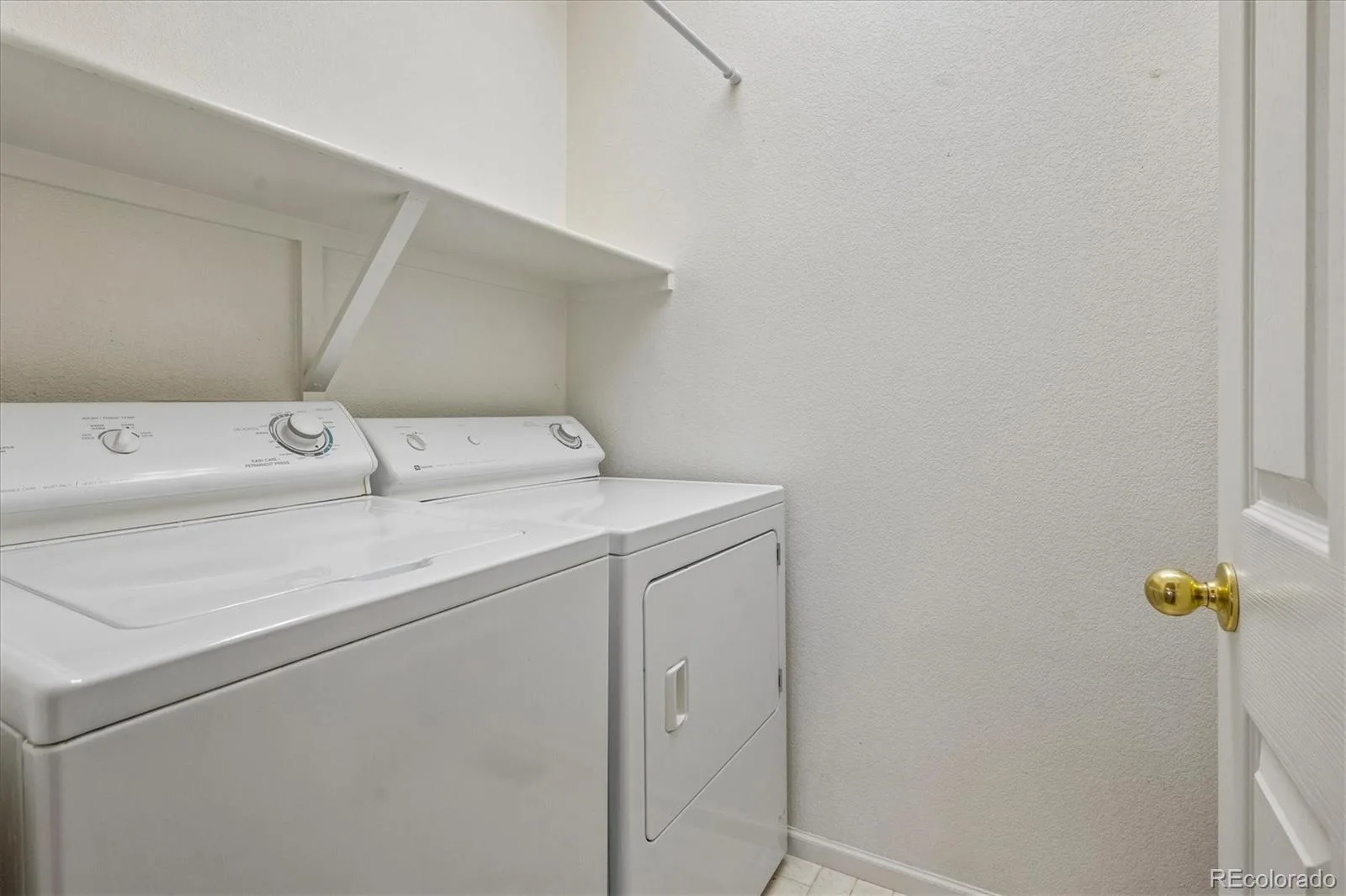 126 Woodland Court Highlands Ranch CO 80126 | MLS #REC8356345 07162026184509 1600 18