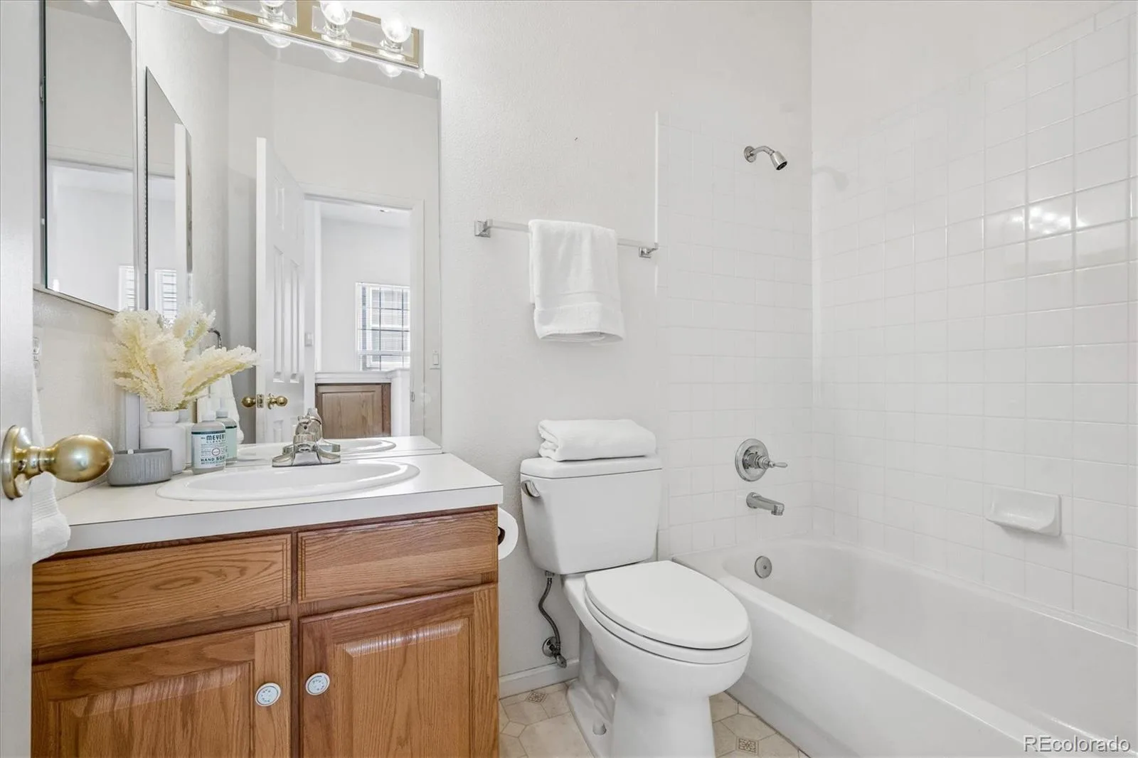 126 Woodland Court Highlands Ranch CO 80126 | MLS #REC8356345 07162026184509 1600 20