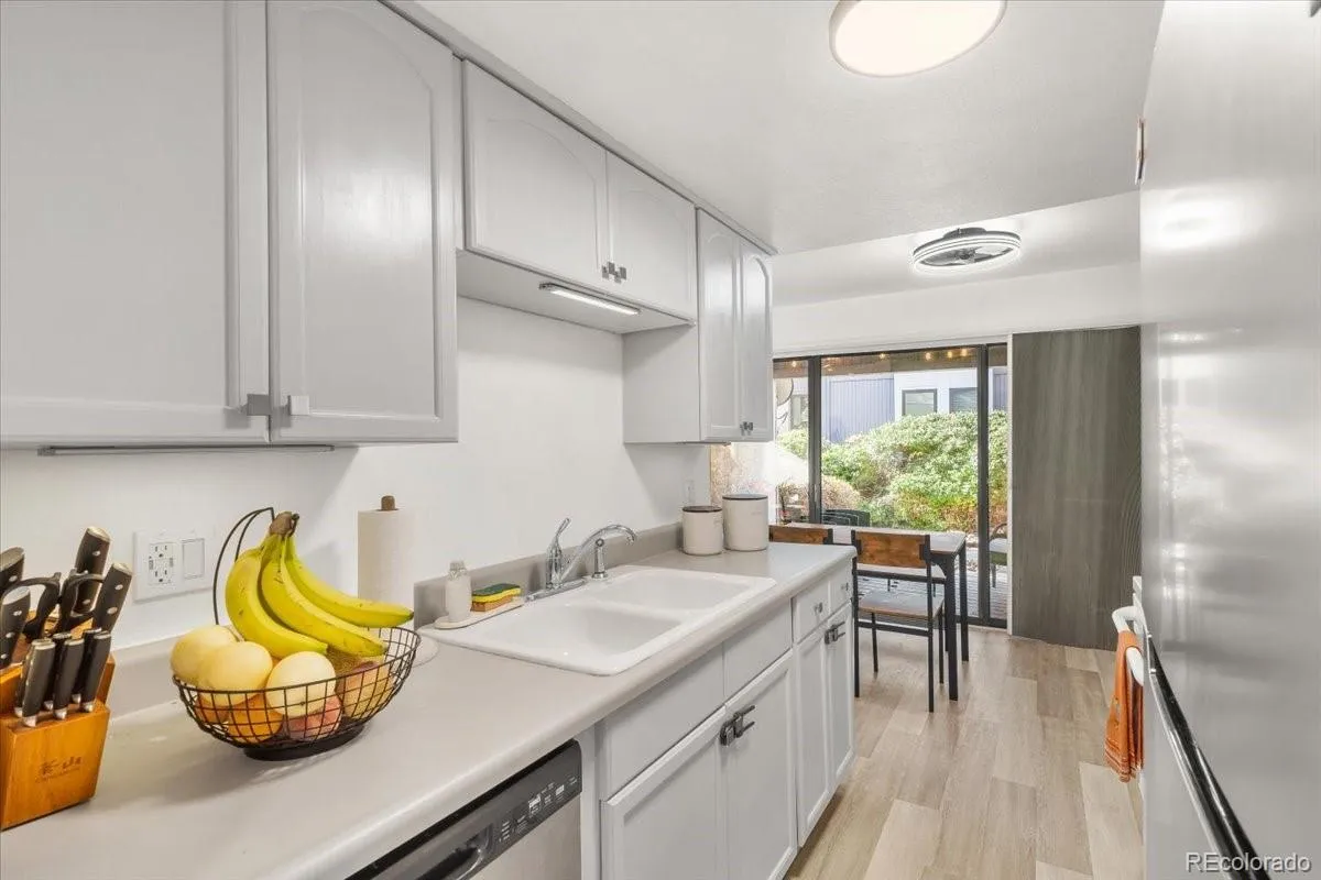 04102026203752 1200 11