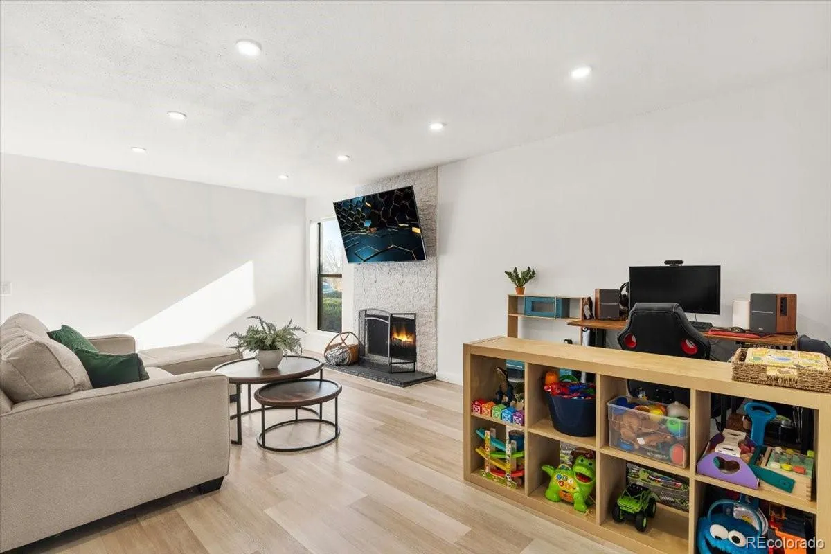 6480 S Dayton Street #M04 Englewood CO 80111 MLS #REC8356461 05262026211737 1200 9