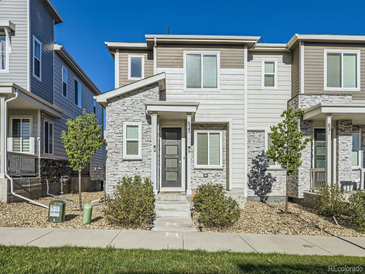 623 S Pitkin Court Aurora CO 80017 | MLS #REC8356588 08252026005340 1200 1