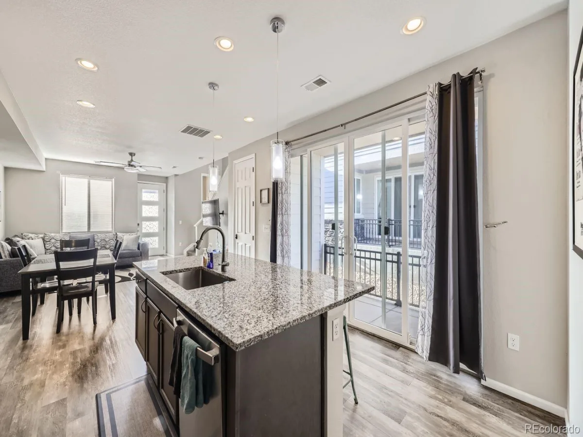 623 S Pitkin Court Aurora CO 80017 | MLS #REC8356588 08252026005340 1200 11