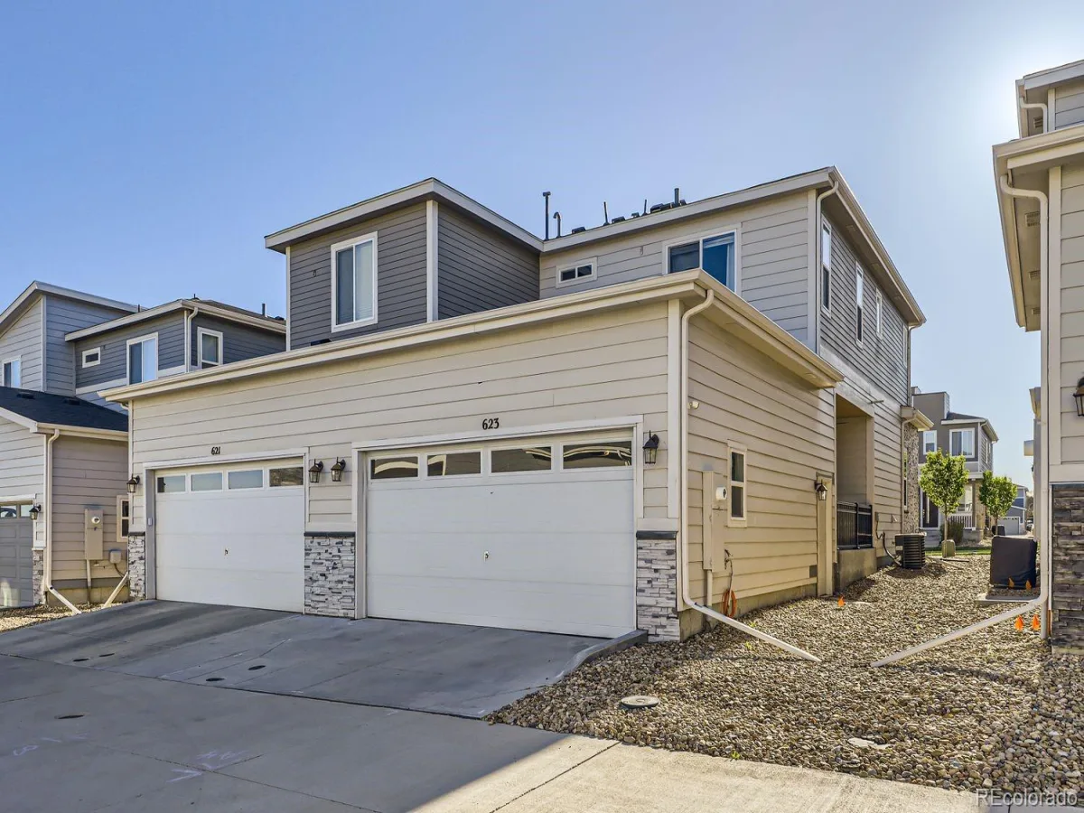 623 S Pitkin Court Aurora CO 80017 | MLS #REC8356588 08252026005340 1200 26