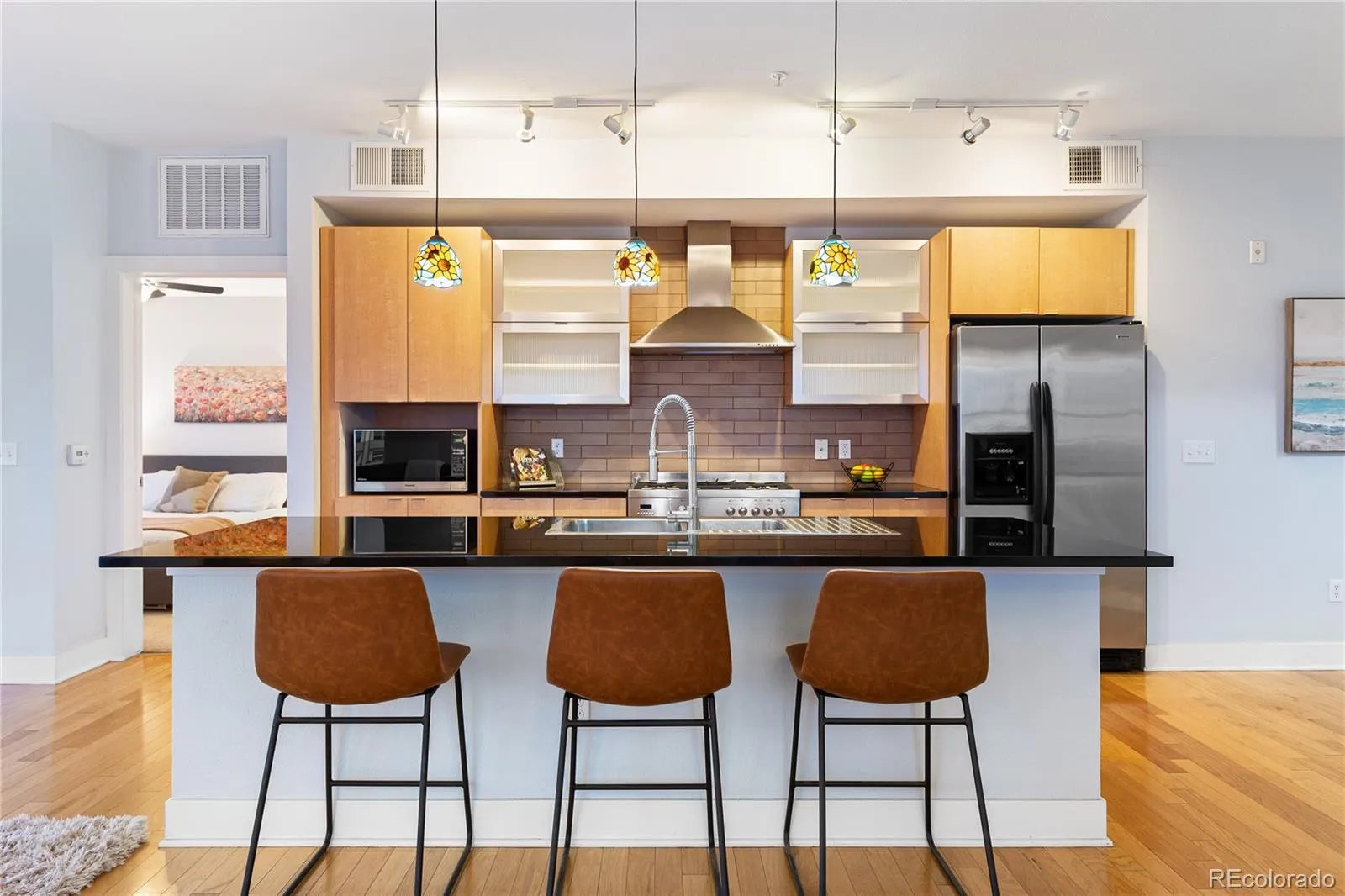 04152026003600 1600 19