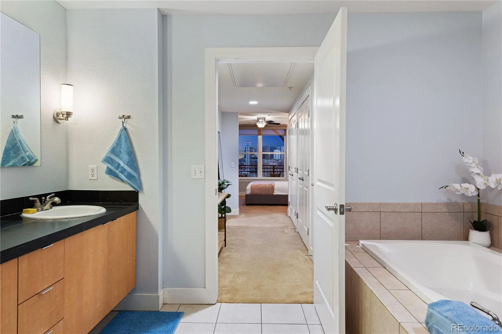 04152026003600 1600 26