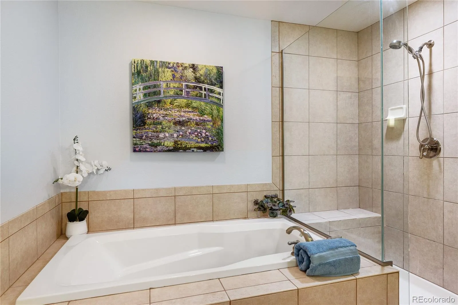 04152026003600 1600 27