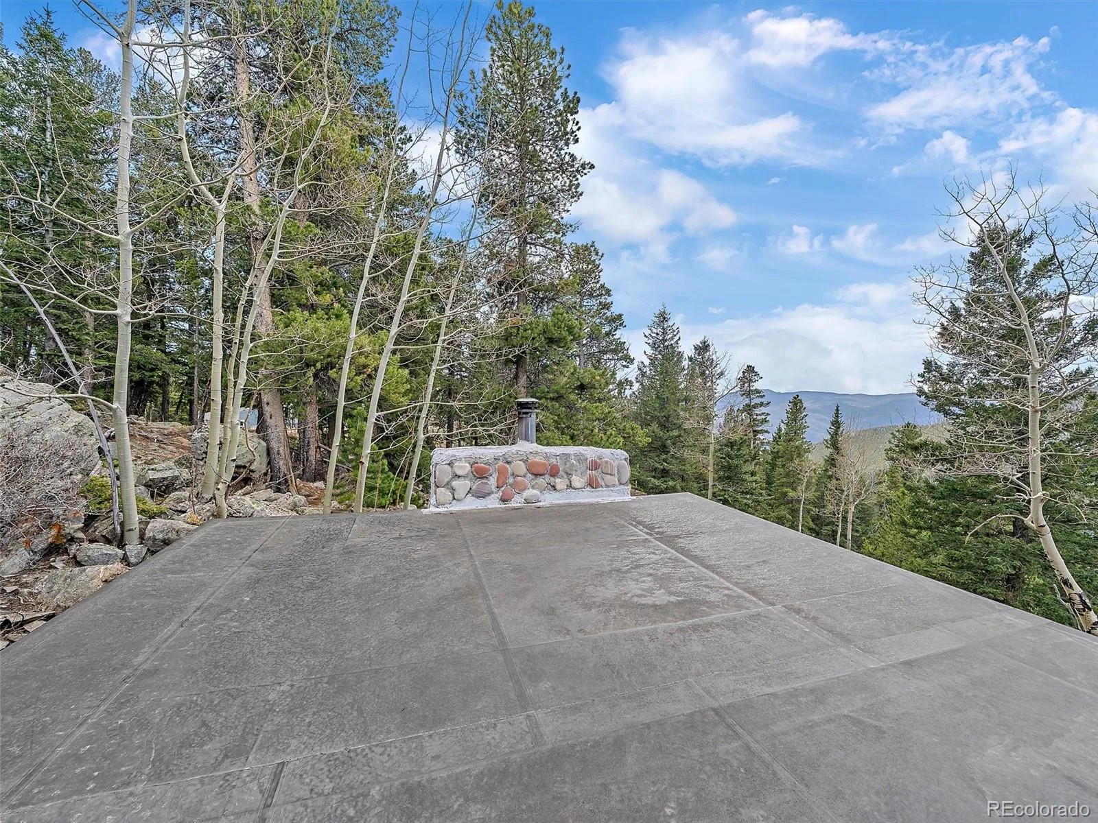 1406 Sinton Road Evergreen CO 80439 | MLS #REC8357364 06092026155525 1600 32