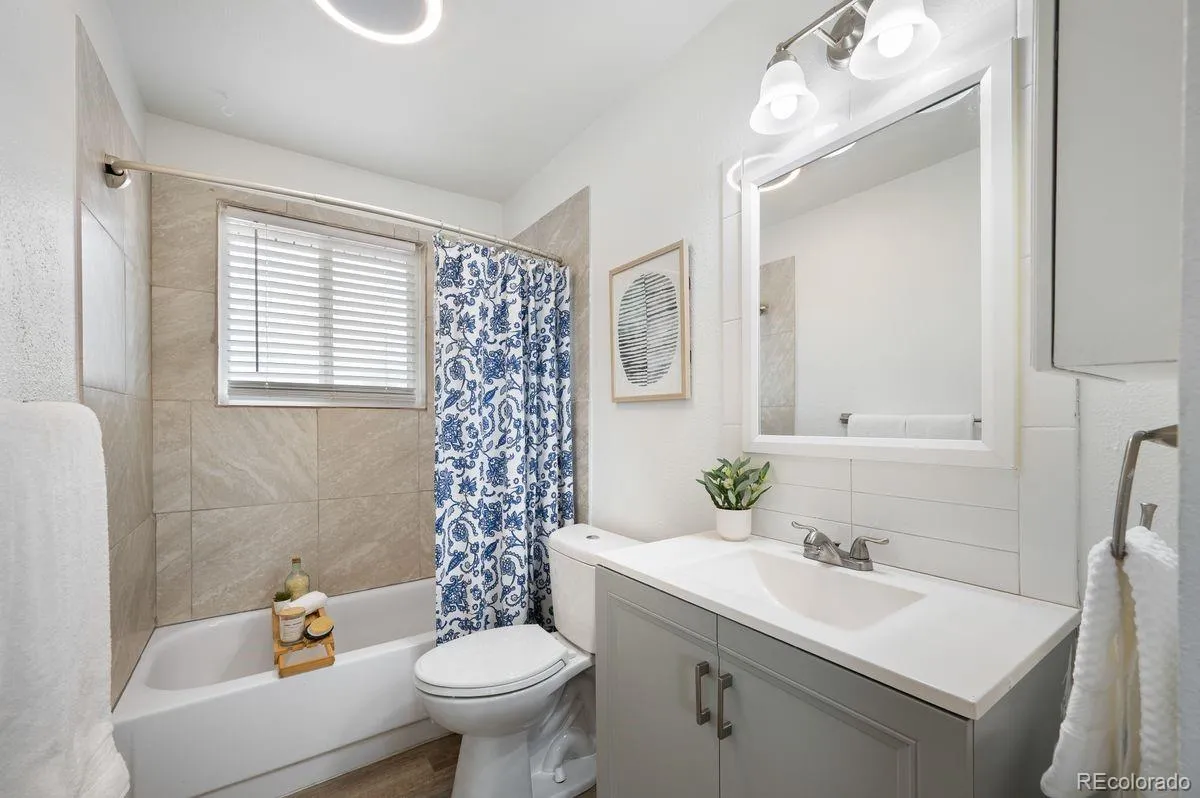 15014 E 54th Avenue Denver CO 80239 MLS #REC8357690 05182026192635 1200 5
