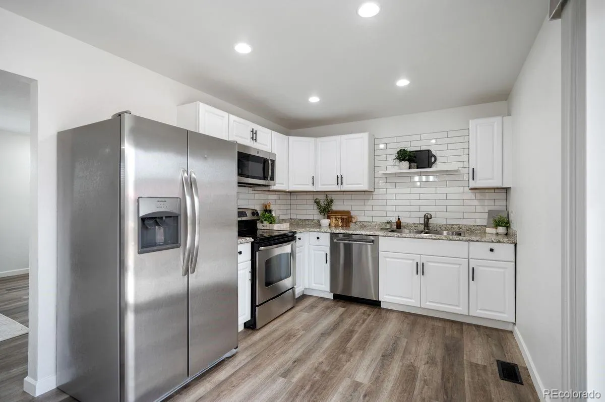 15014 E 54th Avenue Denver CO 80239 MLS #REC8357690 05182026192635 1200 9